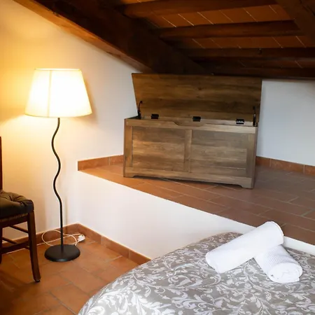 Apartment La Colombaina Volterra