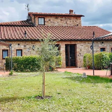 Apartment La Colombaina Volterra